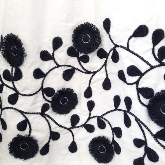 Talbots Women’s White/Black Embroidered Floral-Border Midi Skirt Size 2 - Picture 8 of 16